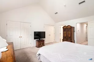 180 Turn of River Rd, Stamford, CT 06905 - Photo 15