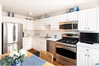 180 Turn Of River Road #1B, Stamford, CT 06905 - Photo 13