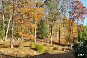 50 Deerfield Dr, Easton, CT 06612 - Photo 3