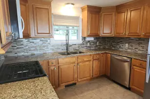21 Kinne Rd, Glastonbury, CT 06033 - Photo 5