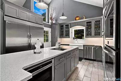 71 Blackberry Drive, Stamford, CT 06903 - Photo 9