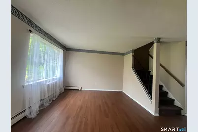 19 Coach Circle #6, Naugatuck, CT 06770 - Photo 3