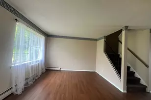 19 Coach Cir, Naugatuck, CT 06770 - Photo 3