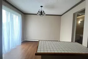 19 Coach Cir, Naugatuck, CT 06770 - Photo 5