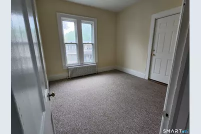 37 Lincoln Avenue #Apt 3, Norwich, CT 06360 - Photo 3