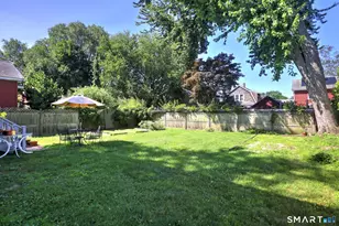 33 Loomis St, Milford, CT 06460 - Photo 3