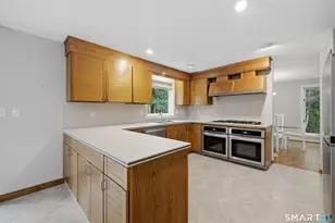 23 Walts Hill, Bloomfield, CT 06002 - Photo 13