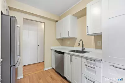 889 Farmington Avenue #3K, West Hartford, CT 06119 - Photo 23