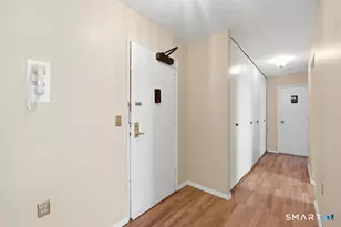 889 Farmington Ave, West Hartford, CT 06119 - Photo 25