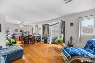 10 Franklin Ave, Hartford, CT 06114 - Photo 3