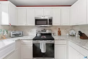 102 Lake Vista Dr, East Hampton, CT 06424 - Photo 3