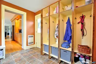 34 Chippenwood Ln, Bristol, CT 06010 - Photo 21