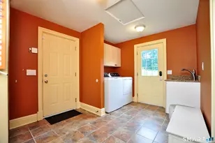 34 Chippenwood Ln, Bristol, CT 06010 - Photo 19