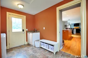 34 Chippenwood Ln, Bristol, CT 06010 - Photo 21