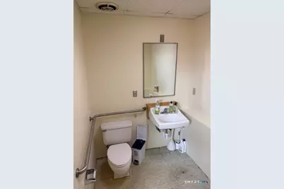 203 Locust Street #A, Hartford, CT 06114 - Photo 7
