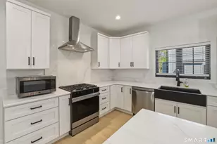 67 Luca Ln, Wethersfield, CT 06109 - Photo 3