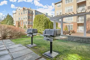 35 W Broad St, Stamford, CT 06902 - Photo 5
