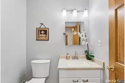 1094 Pleasant Street, Southington, CT 06489 - Photo 21