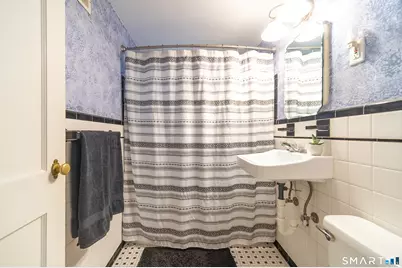 47 Shannon Road, East Hartford, CT 06118 - Photo 39