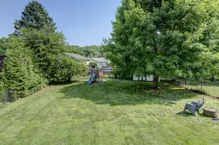 40 Sand Hill Rd, Bristol, CT 06010 - Photo 37