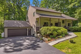 6 Douglas Ln, New Fairfield, CT 06812 - Photo 3