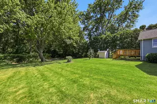 32 Dickerman Ave, Windsor Locks, CT 06096 - Photo 35