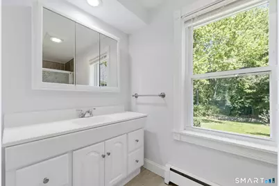 32 Dickerman Avenue, Windsor Locks, CT 06096 - Photo 17