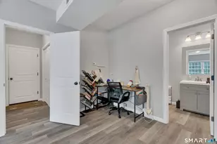 105A E Pattagansett Rd, East Lyme, CT 06357 - Photo 17