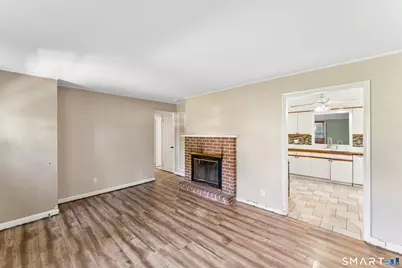 33 Assisi Way, Norwalk, CT 06854 - Photo 3