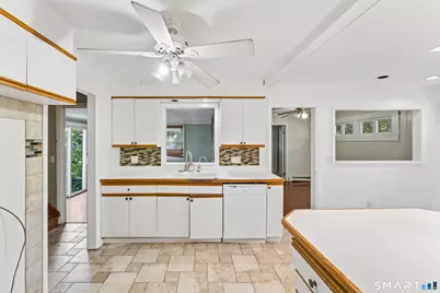 33 Assisi Way, Norwalk, CT 06854 - Photo 5