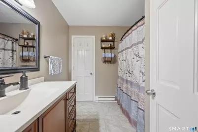 348 Boston Post Road #C14, Waterford, CT 06385 - Photo 31