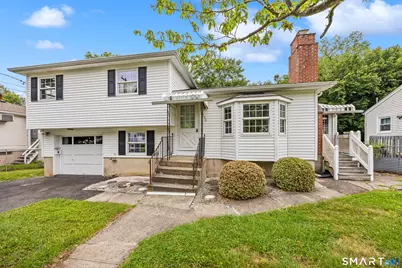 106 Townsend Avenue, Waterbury, CT 06705 - Photo 1