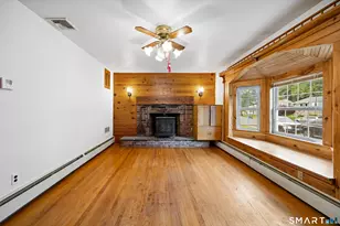 106 Townsend Ave, Waterbury, CT 06705 - Photo 3
