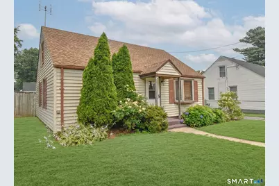 39 Gary Street, Bridgeport, CT 06610 - Photo 1