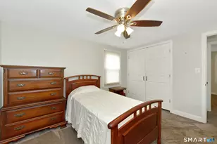 39 Gary St, Bridgeport, CT 06610 - Photo 9