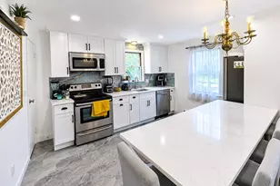 314 McKinley Ave, Stratford, CT 06615 - Photo 5