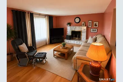 109 Hotchkiss Street, Waterbury, CT 06704 - Photo 5