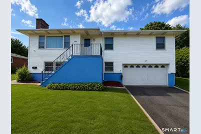 109 Hotchkiss Street, Waterbury, CT 06704 - Photo 1