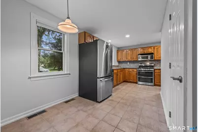 36 Charter Oak Square #D, Mansfield, CT 06250 - Photo 5