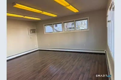 180 Center Street, Manchester, CT 06040 - Photo 9