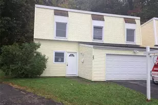 33 Inverness Ln, Middletown, CT 06457 - Photo 1