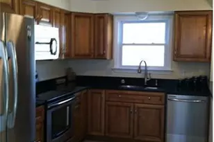 33 Inverness Ln, Middletown, CT 06457 - Photo 3