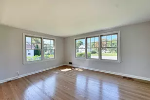 8 Muriel St, Norwalk, CT 06851 - Photo 9