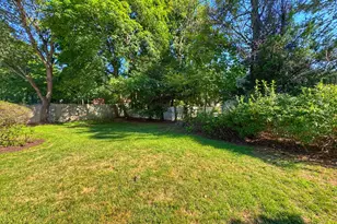 8 Muriel St, Norwalk, CT 06851 - Photo 37