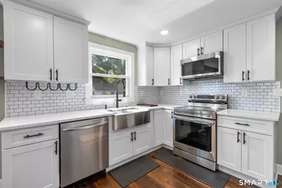 97 Alden Avenue, Enfield, CT 06082 - Photo 9