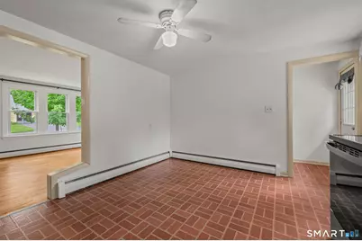 124 Hepworth Street, Bristol, CT 06010 - Photo 9