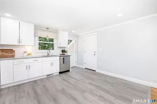 124 Grove St, Windsor, CT 06095 - Photo 5