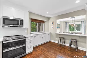 1169 Hope St, Stamford, CT 06907 - Photo 5