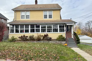 162 High St, Naugatuck, CT 06770 - Photo 1