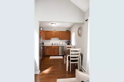 74 Glen Ridge Court #74, New Milford, CT 06776 - Photo 5